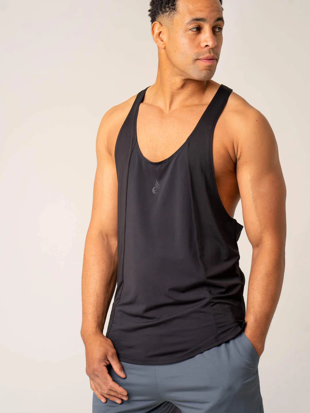 DYNAMIC STRINGER T-BACK, BLACK