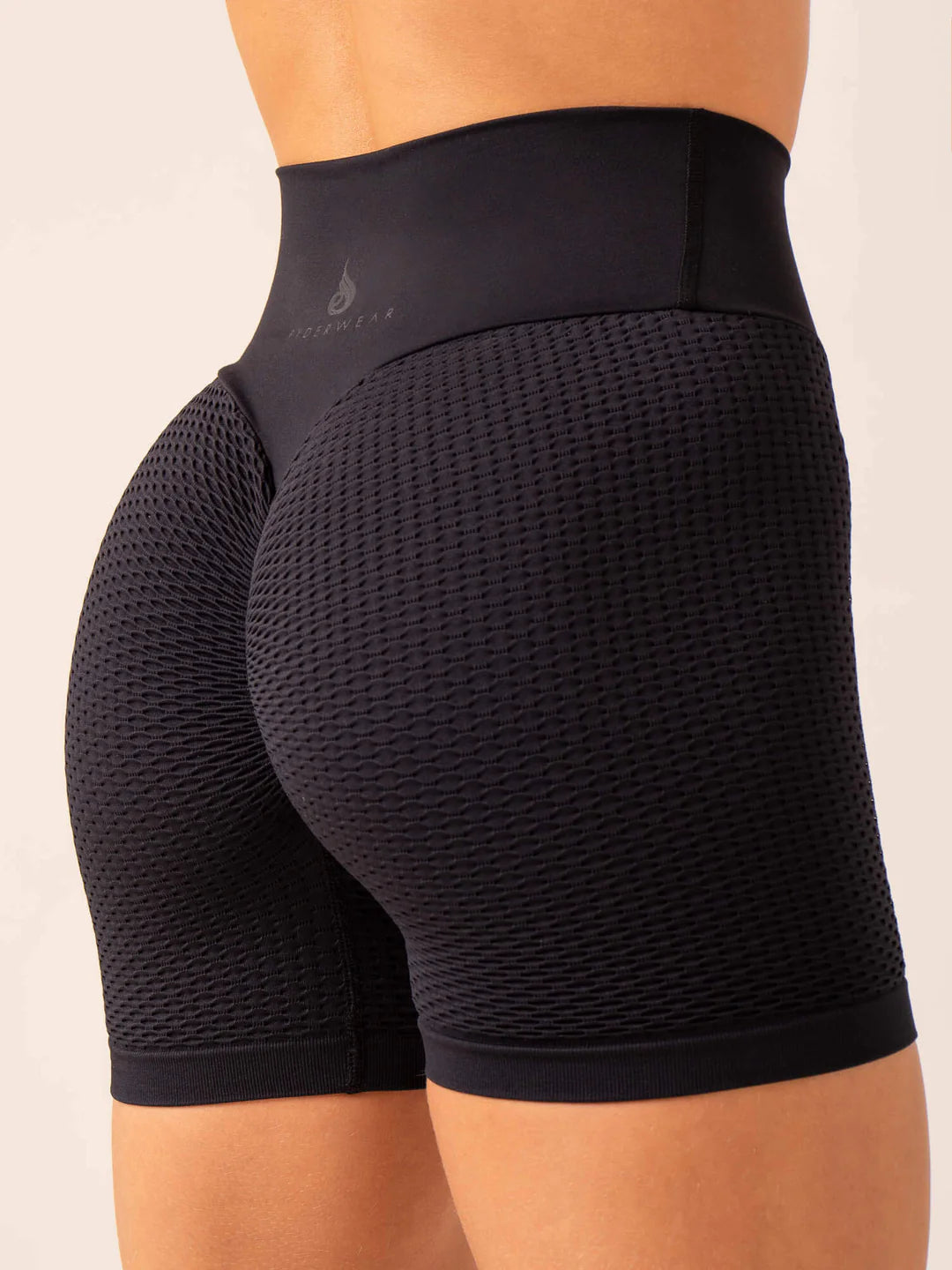 HONEYCOMB SCRUNCH SEAMLESS SHORTS, BLACK