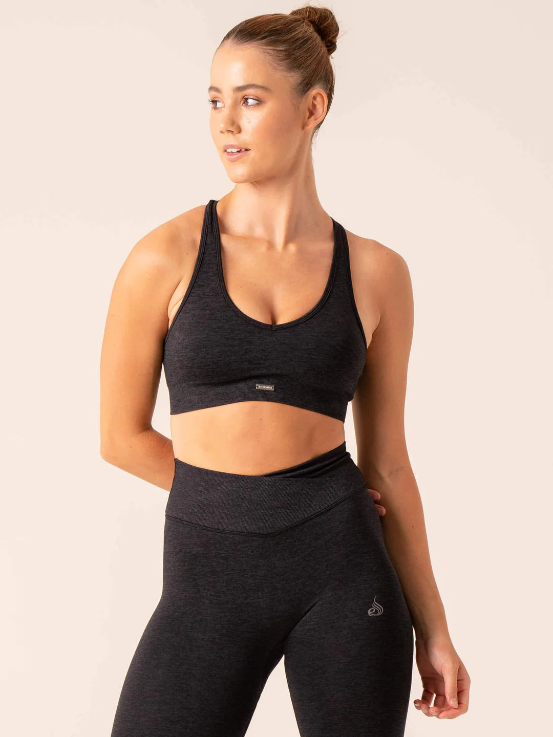 FOCUS SEAMLESS SPORTS BRA, BLACK MARL